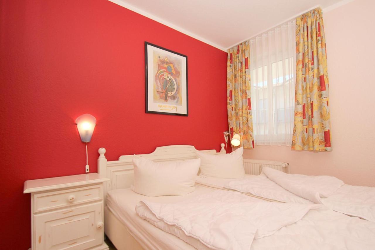 Balkon, Gratis Nutzung Vom Ahoi Erlebnisbad Und Sauna In Sellin - Villa Karola Fewo 09 ゲーレン エクステリア 写真